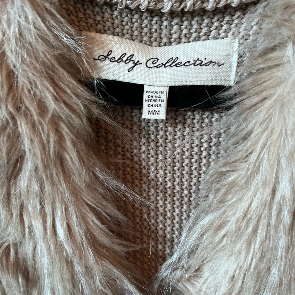 Sebby Collection faux fur sweater vest - Picture 5 of 5